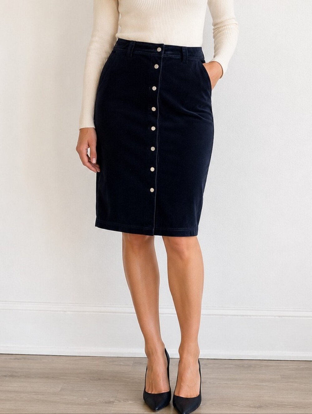 CHRISTOPHER & BANKS Women's Dark Navy Suede Corduroy Pencil Skirt